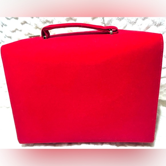 Estée Lauder  Red Velvet Bow detail travel bag makeup iPad. Small laptop - Picture 2 of 10